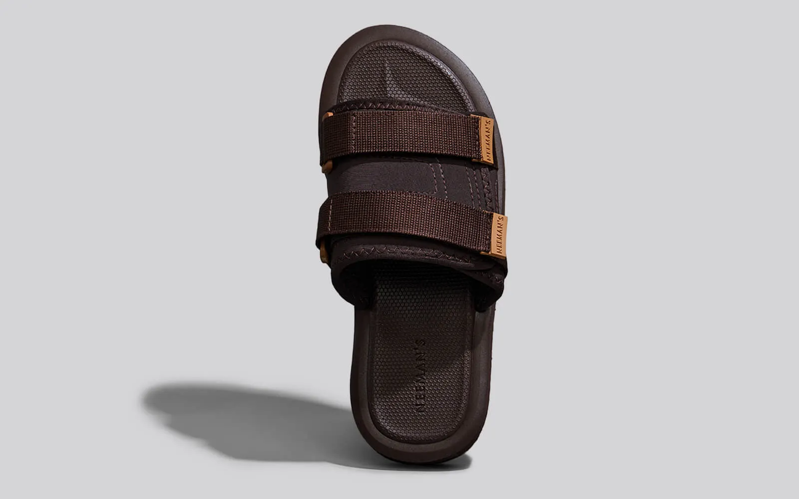 Breezy Fluff Sandals : Brown