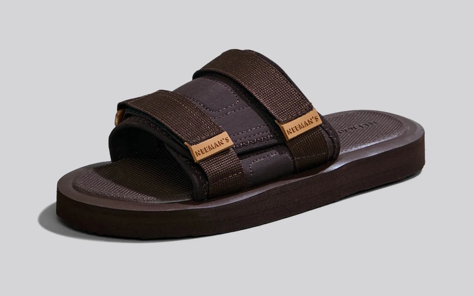 Breezy Fluff Sandals : Brown