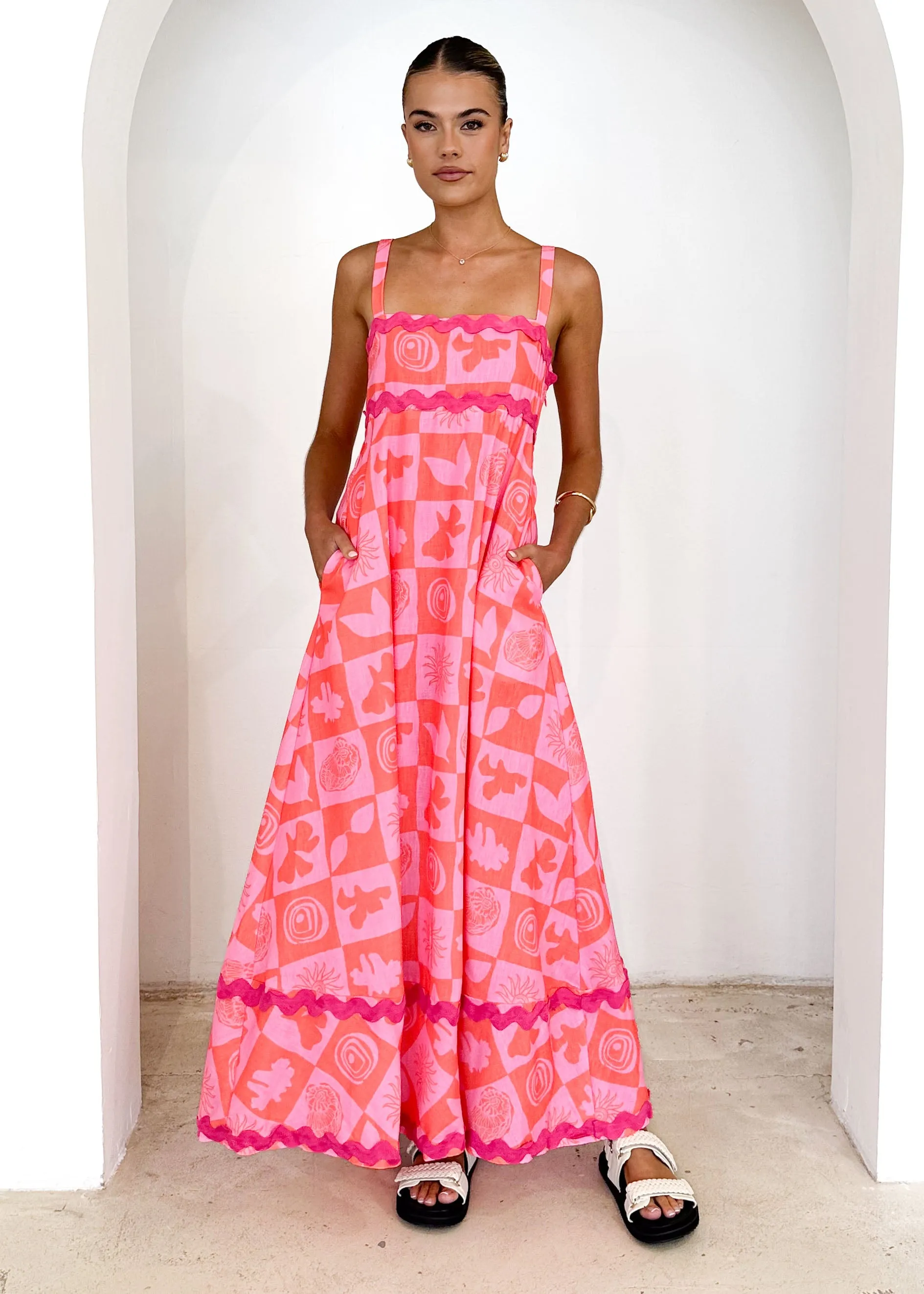 Breezy Maxi Dress - Pink Abstract