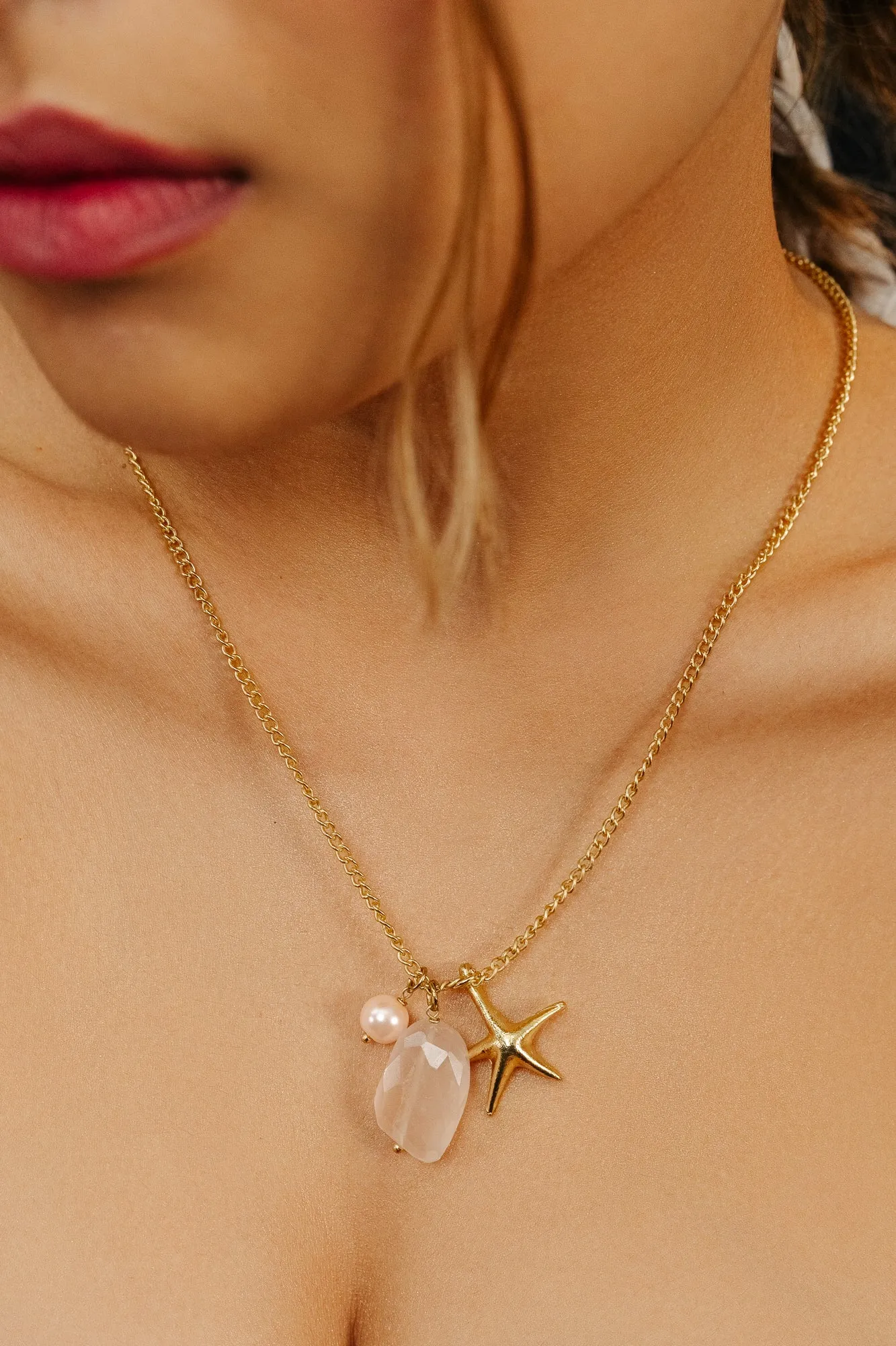 Rose Quartz Natural Stone Necklace With Starfish & Pearl Charm