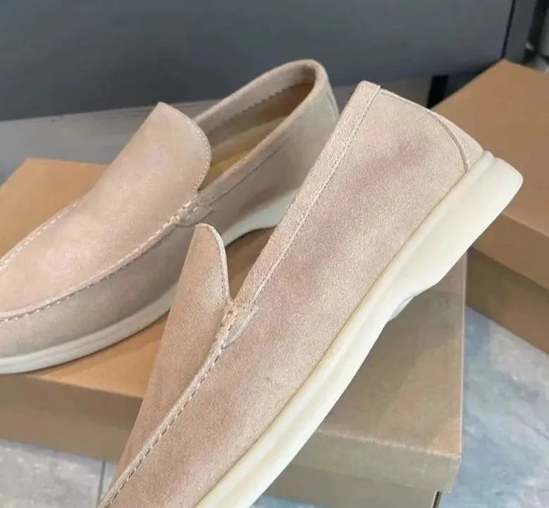 Suede elegant loafers